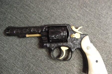 Smith & Wesson model 10-8,4",38