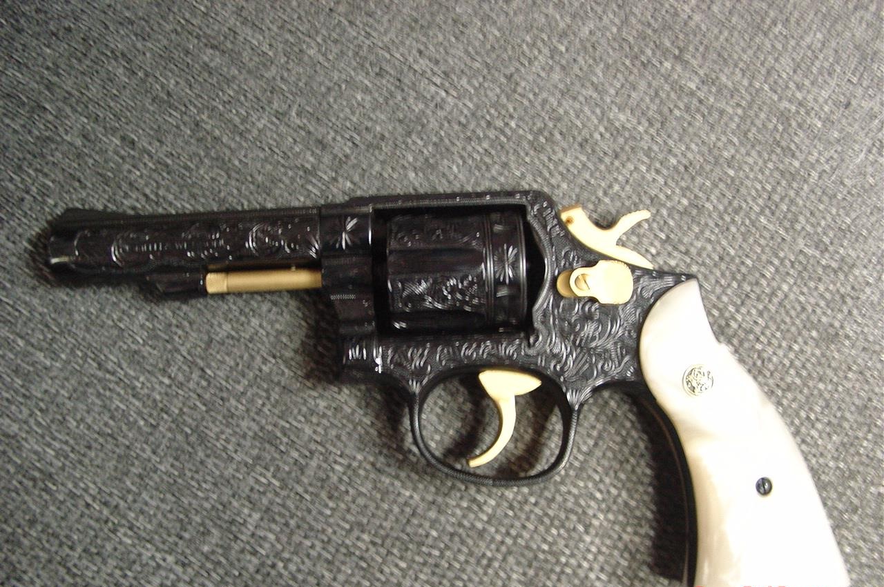 Smith & Wesson model 10-8,4",38
